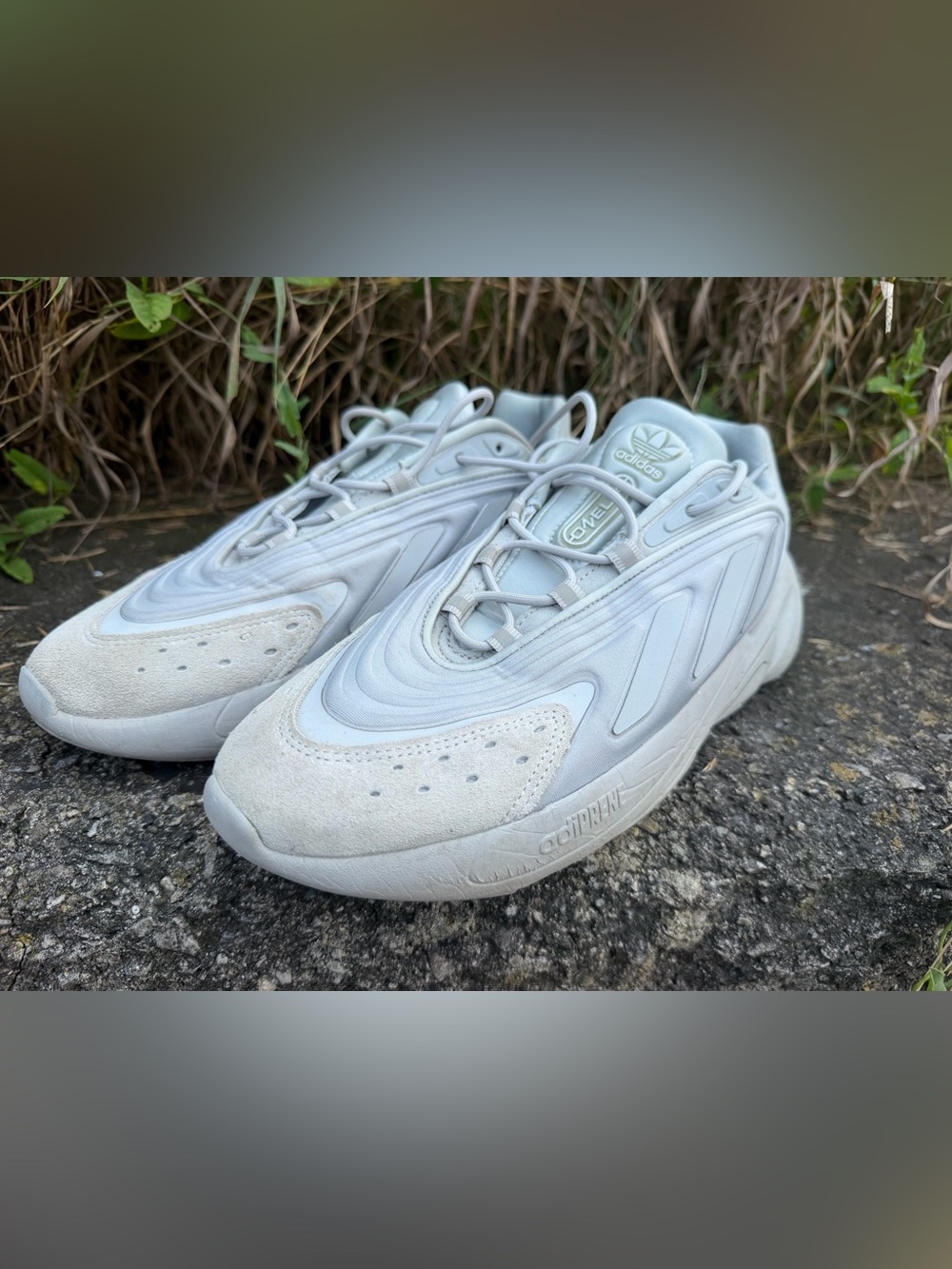 adidas Ozelia Running Shoes Men’s 8.5